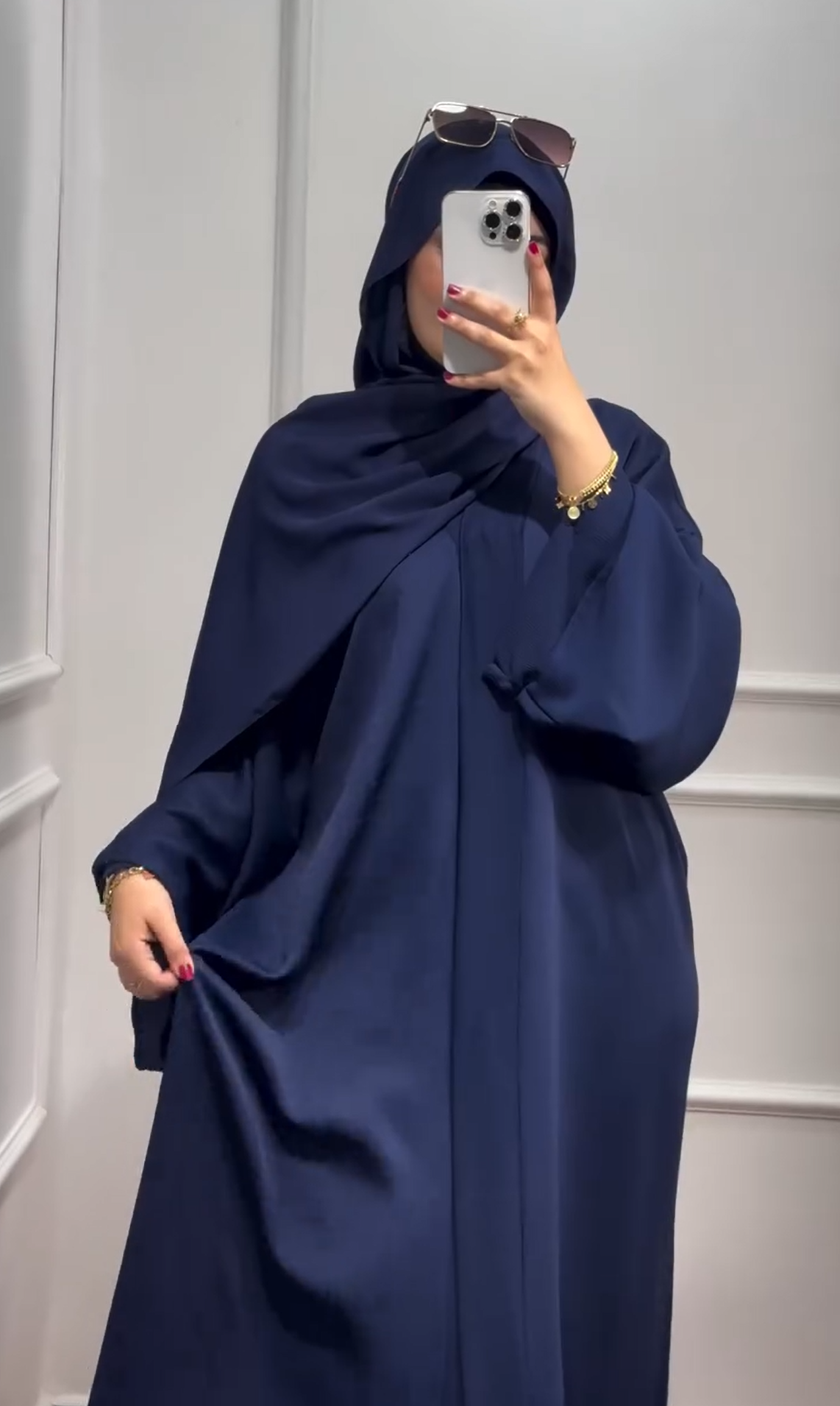 Abaya Mastoura